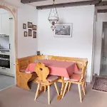 Abitaziun Crest Alta C25 - Daire